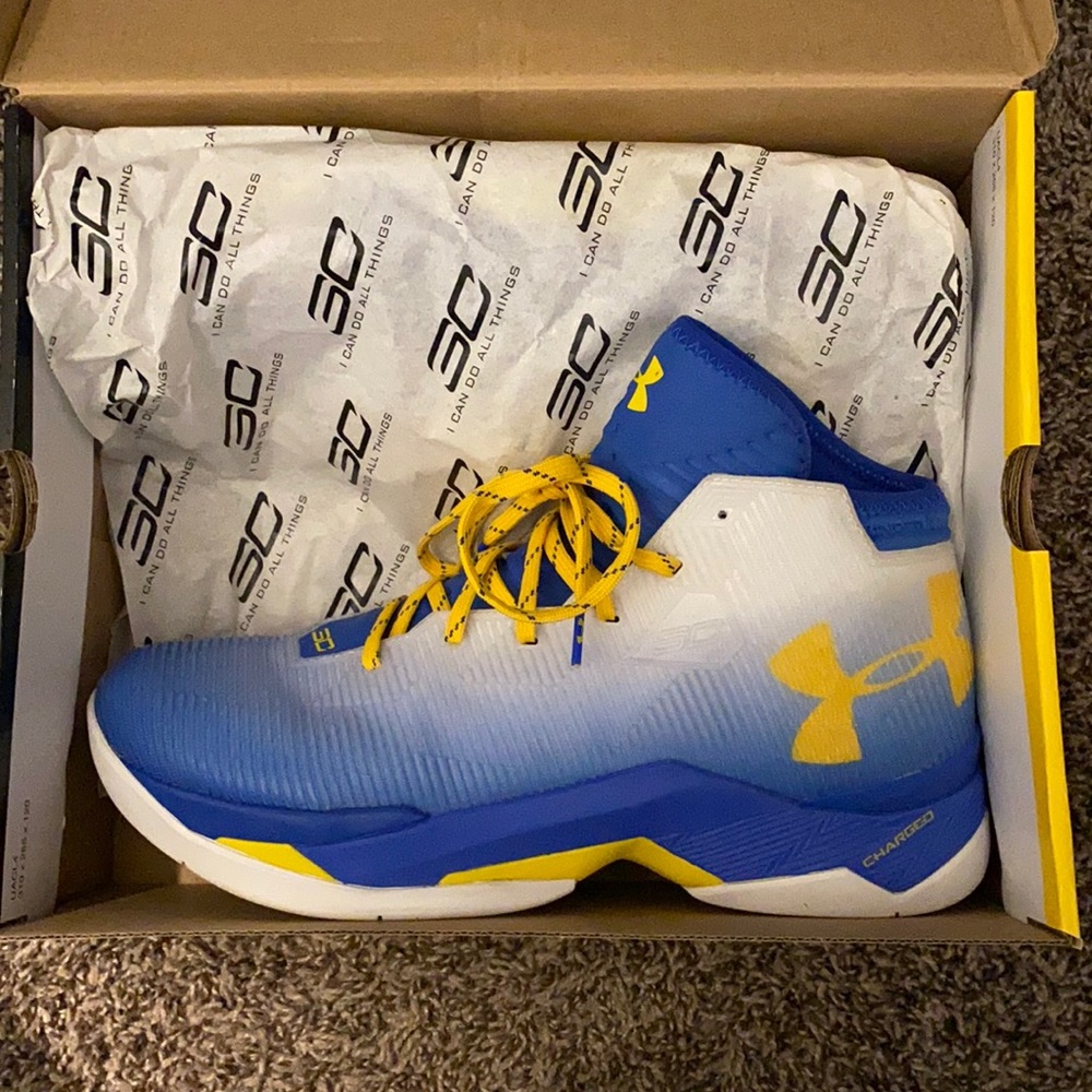Under Armour Curry 2.5 Basketball Shoes